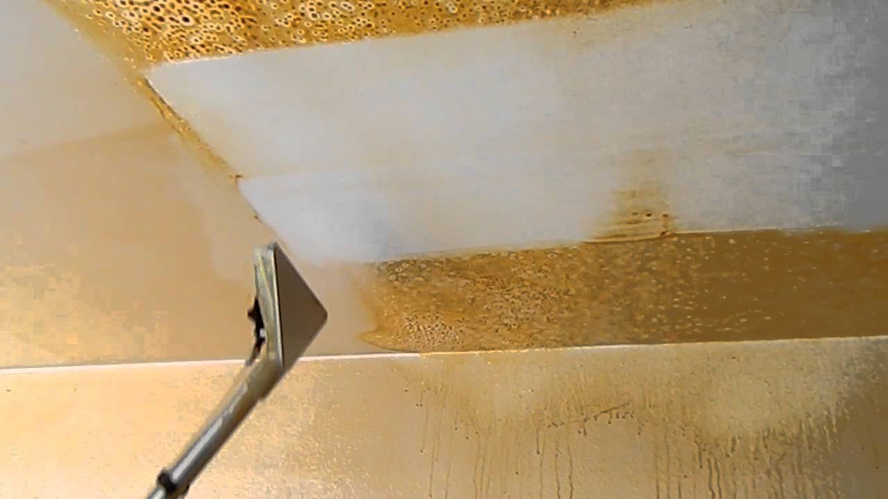 Comment enlever un badigeon au plafond